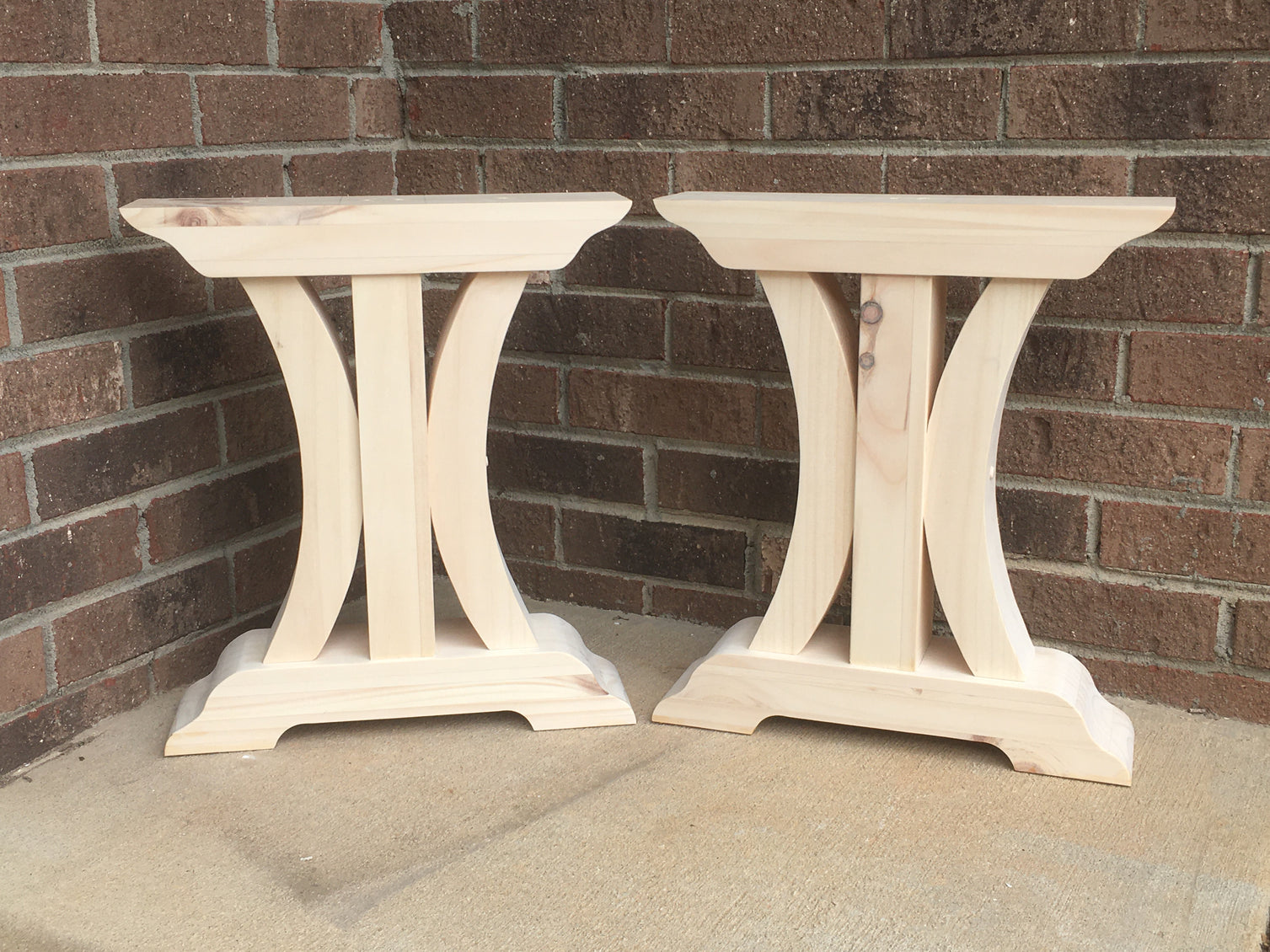 Crescent Trestle Table Legs